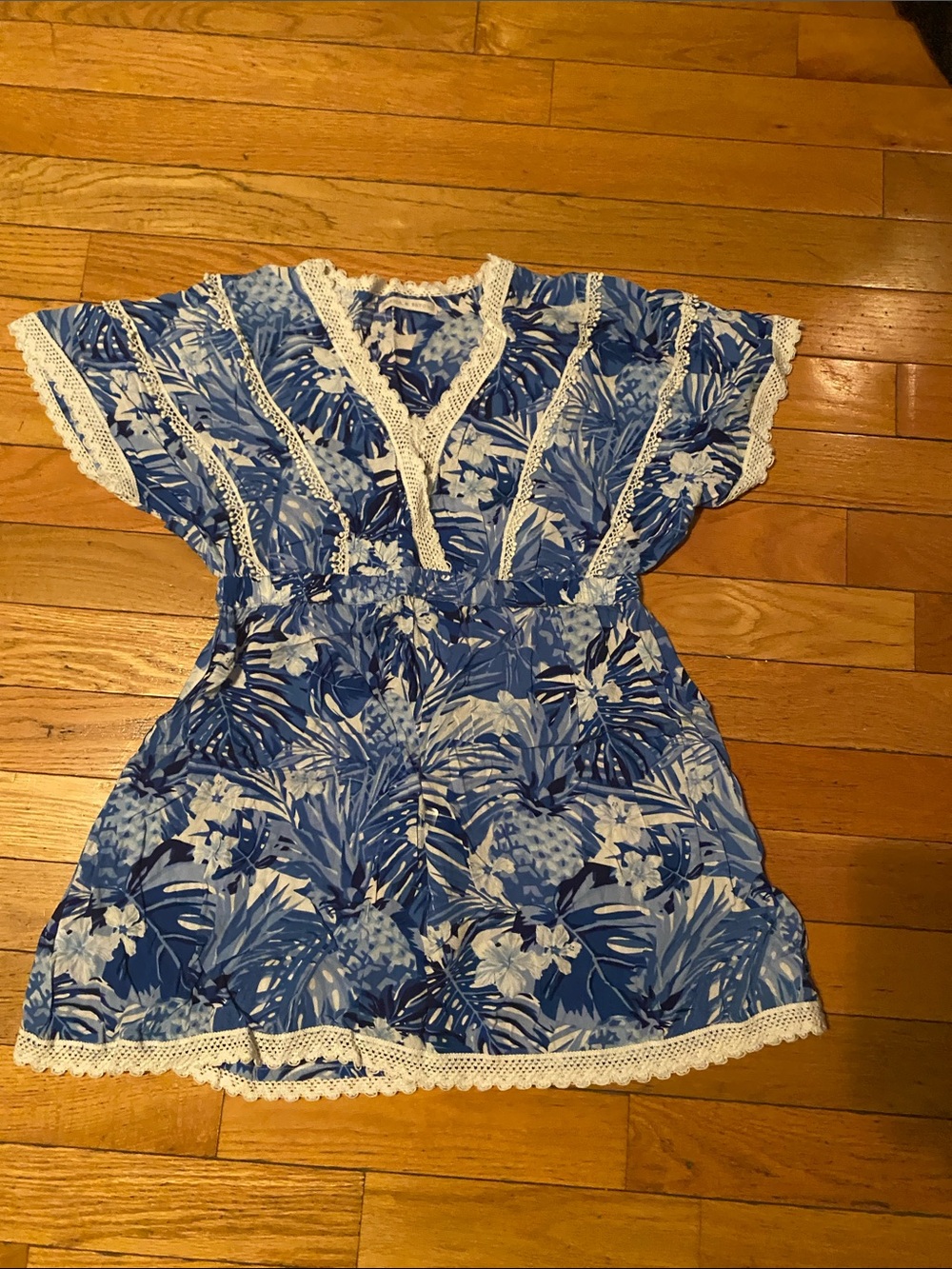 Cover swimming Melissa & Doug Blue and White Floral Mini Dress
